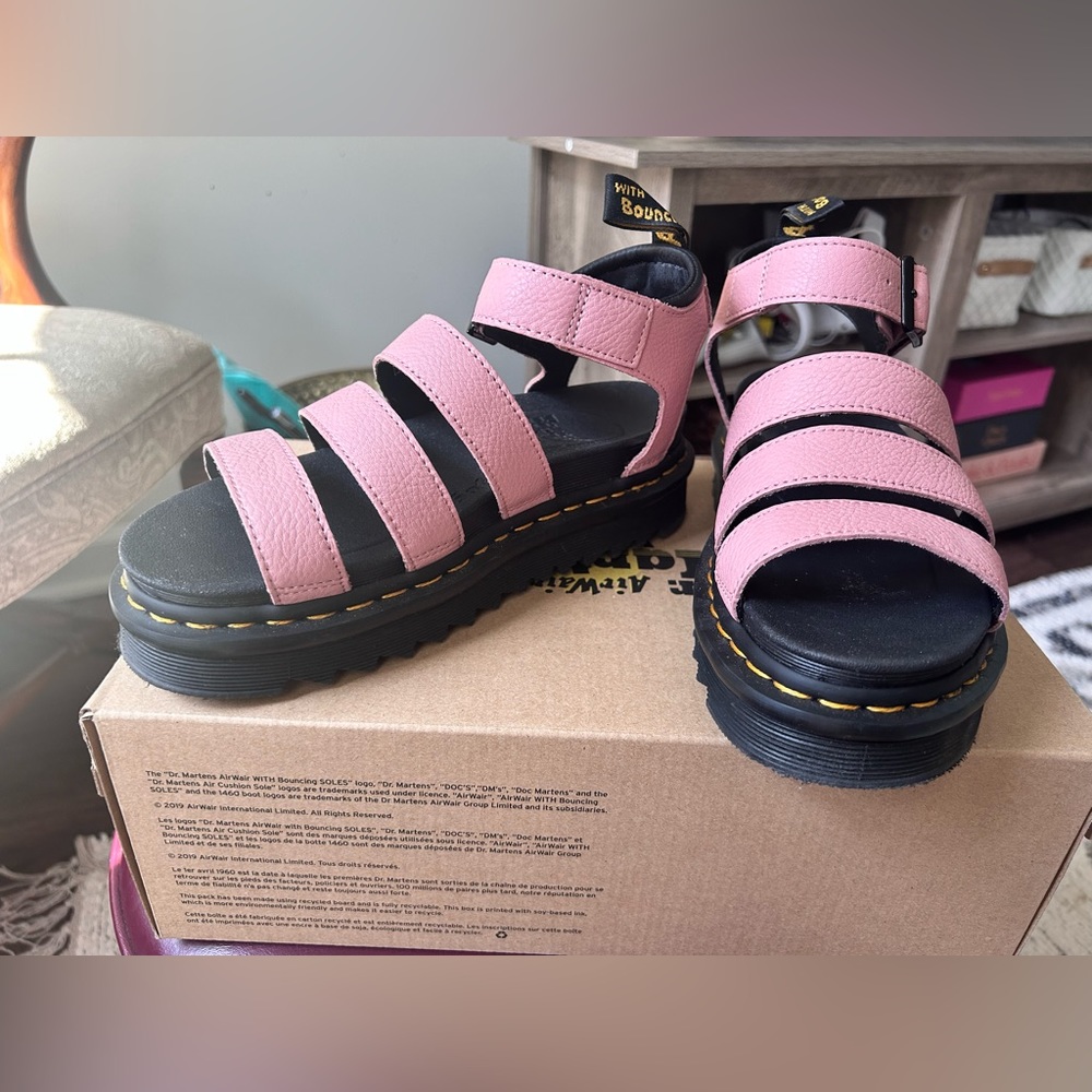 Dr. Martens- Women’s Sandals Size 7 Pink/Peach/Beige